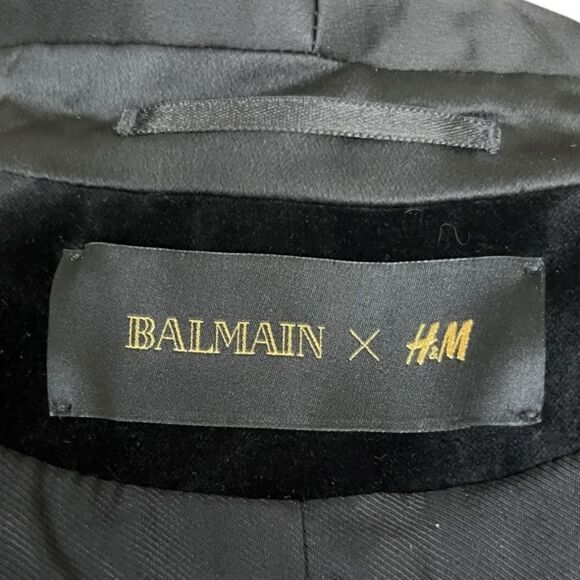 Authentic 2015 Balmain x H&M Collab black velvet blazer. - Picture 9 of 12